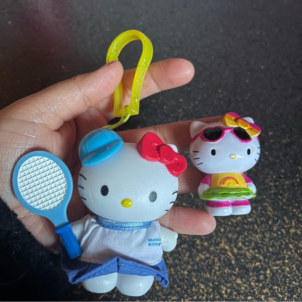 Hello Kitty Bundle - Picture 2 of 6